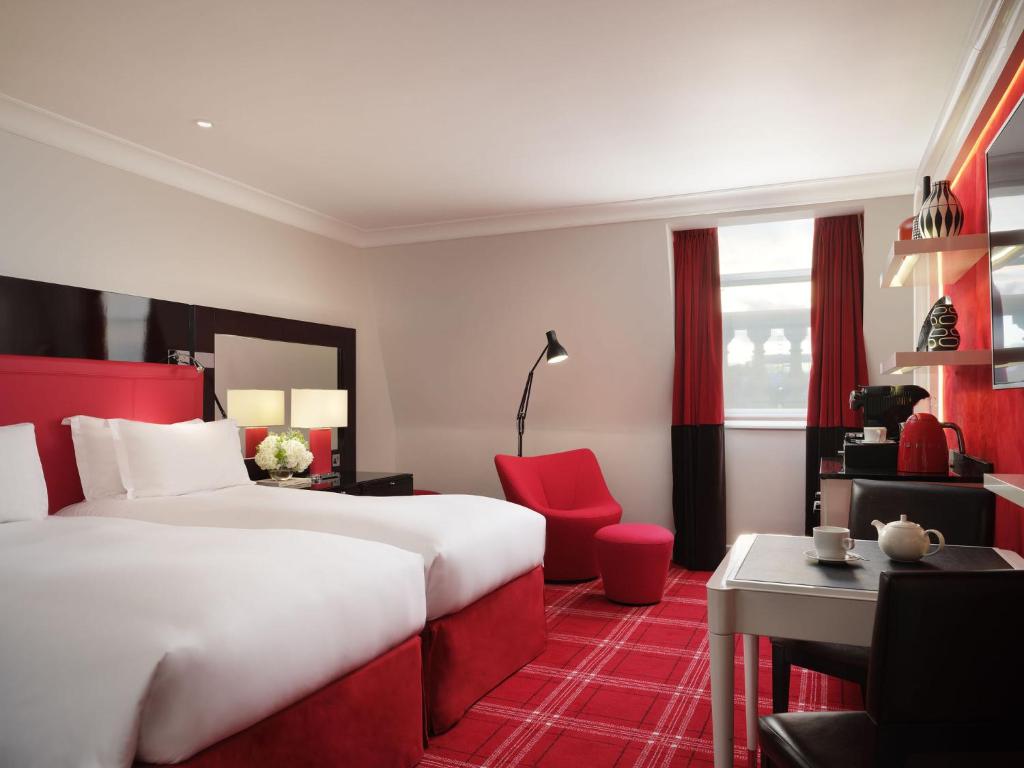 Luxury Twin Room