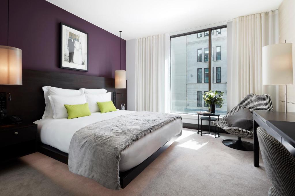 South Place Hotel room