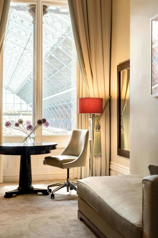 St Pancras London, Autograph Collection room