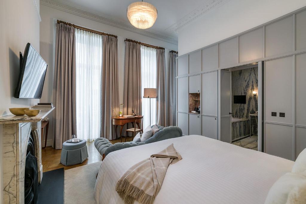 Executive King Room