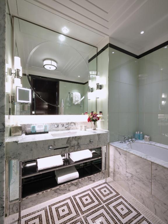 The Beaumont Mayfair room