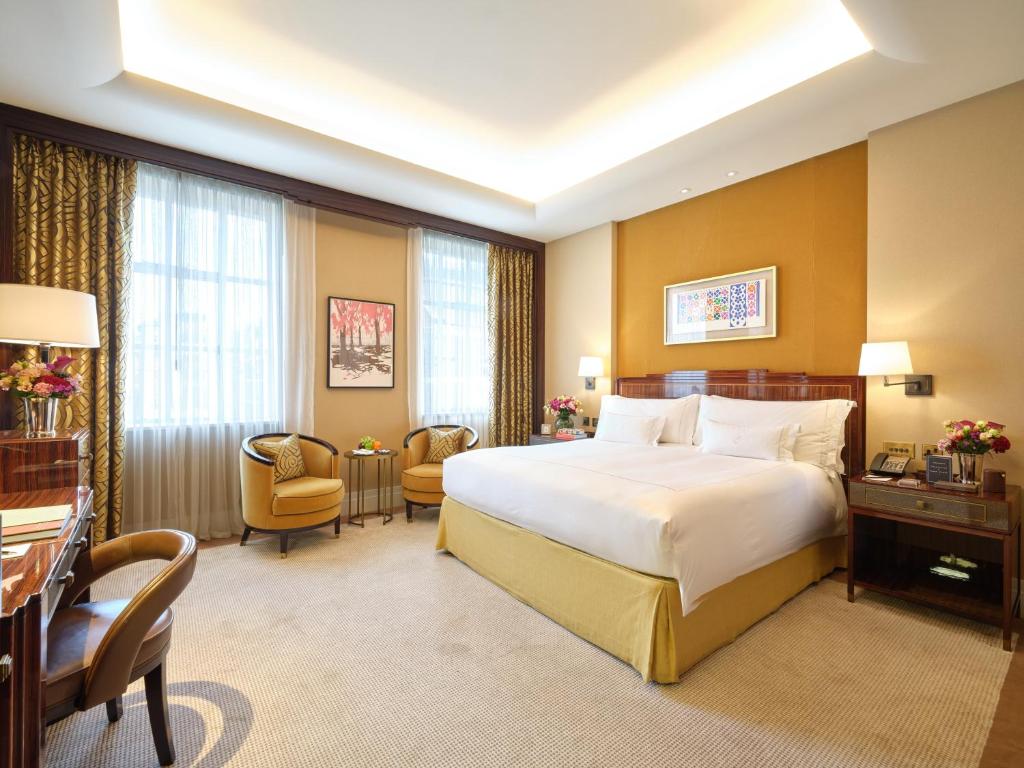 The Beaumont Mayfair room
