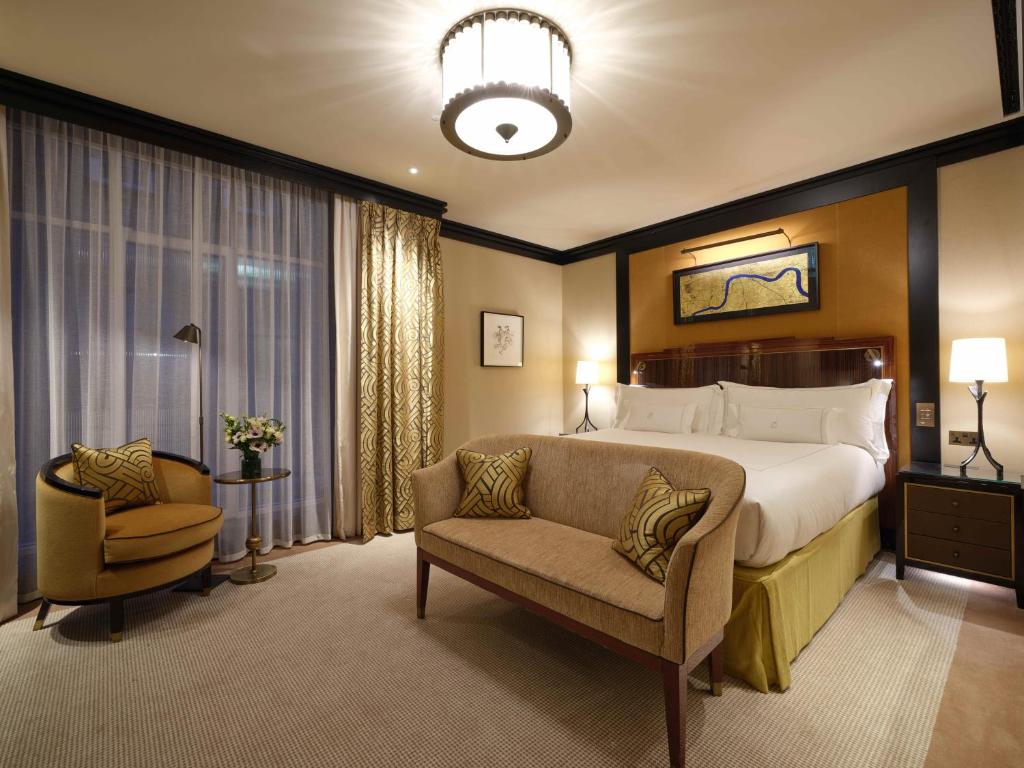 The Beaumont Mayfair room