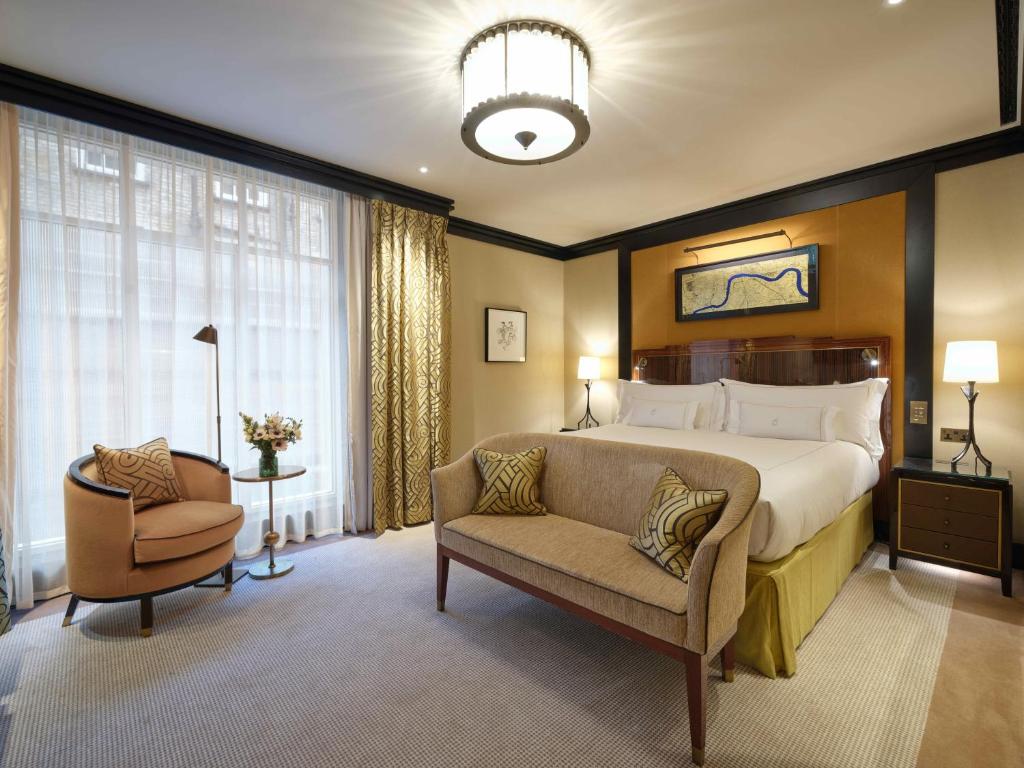 The Beaumont Mayfair room