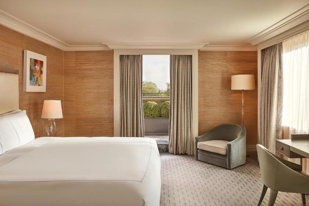 Balcony Junior Suite