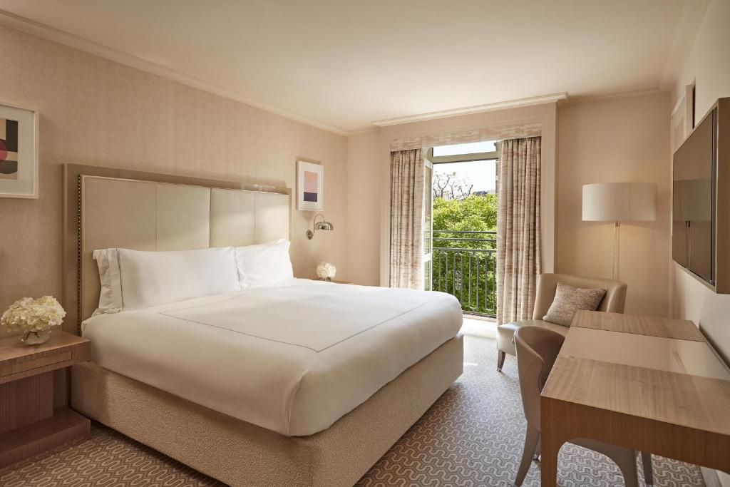 Belgravia Room