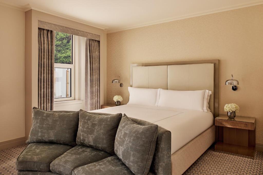 The Berkeley, Maybourne room