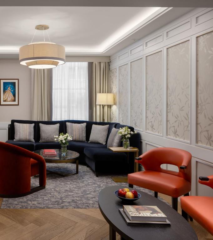 The Biltmore Mayfair room