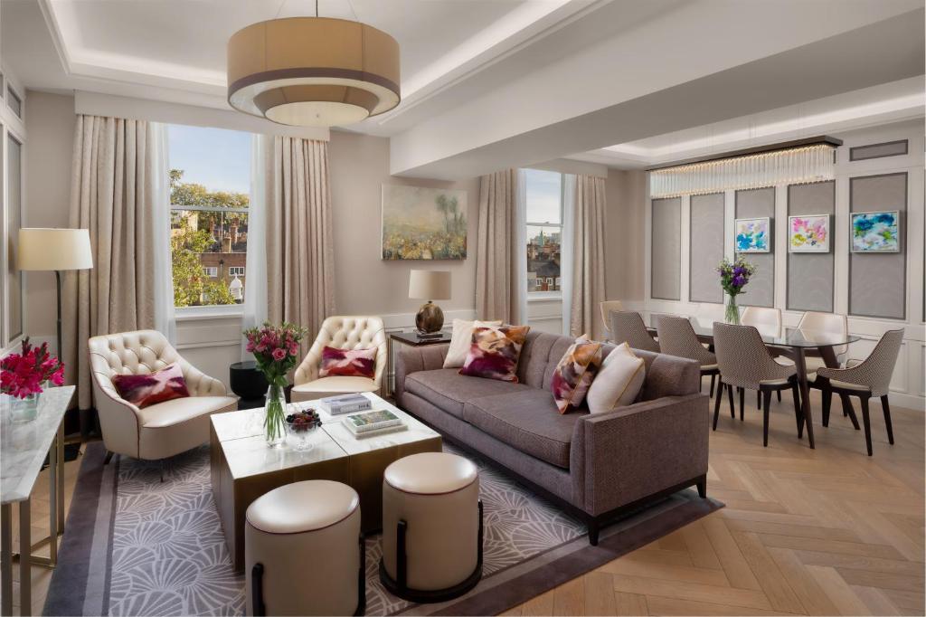 Mayfair Suite