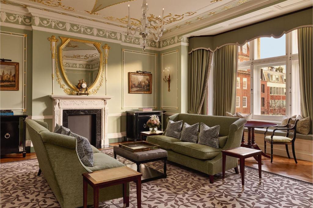 Connaught Suite