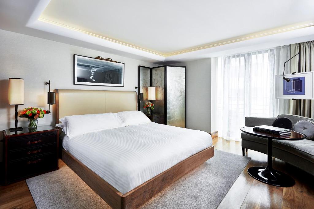 The Connaught, Maybourne room