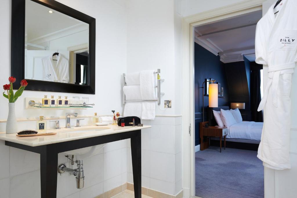 The Dilly room