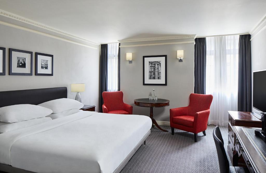 Superior King Room