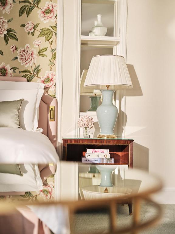 The Dorchester - Dorchester Collection room