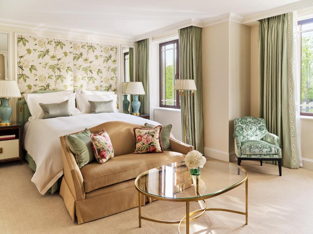 Executive Park View Room