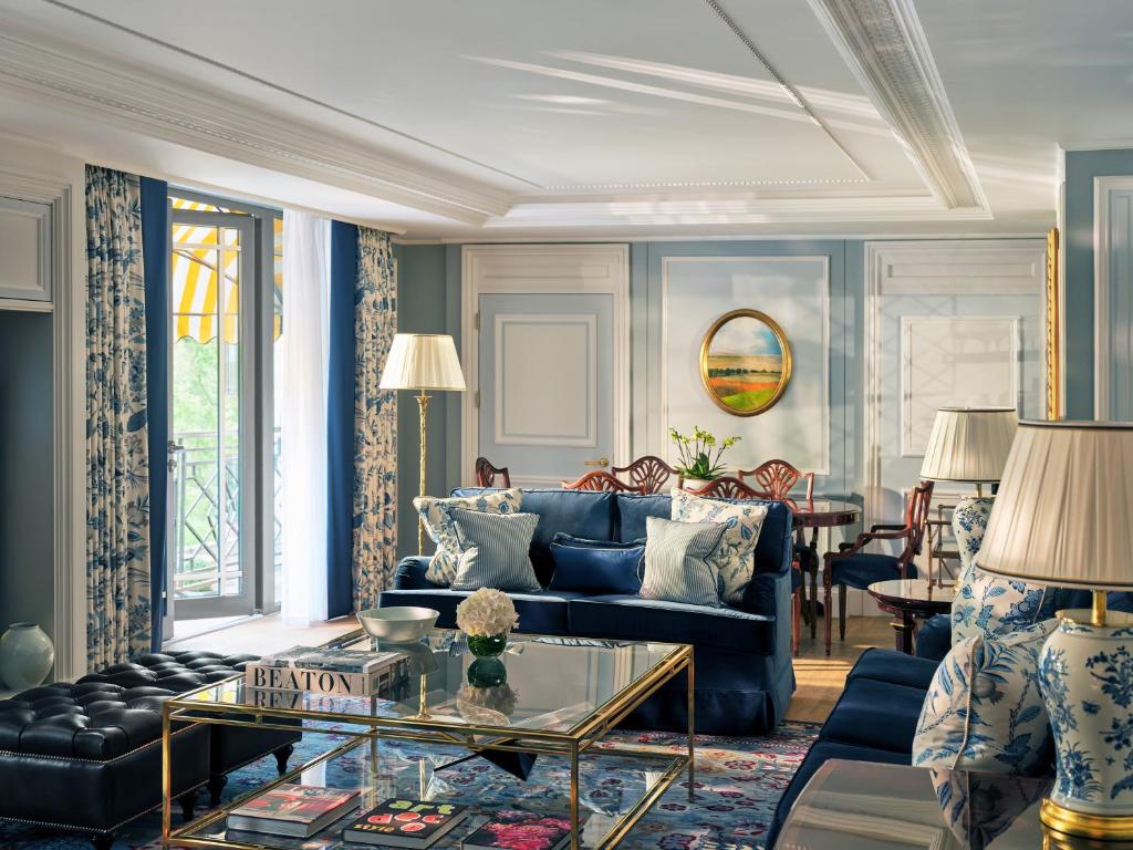 Hyde Park Suite