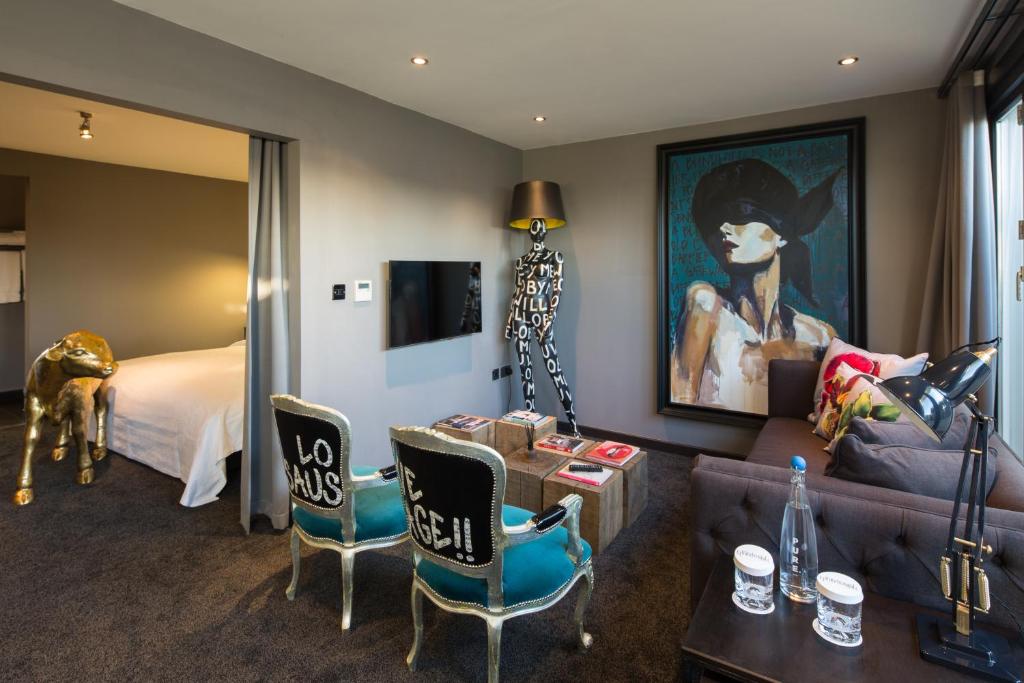 Jimmie Martin Penthouse Suite