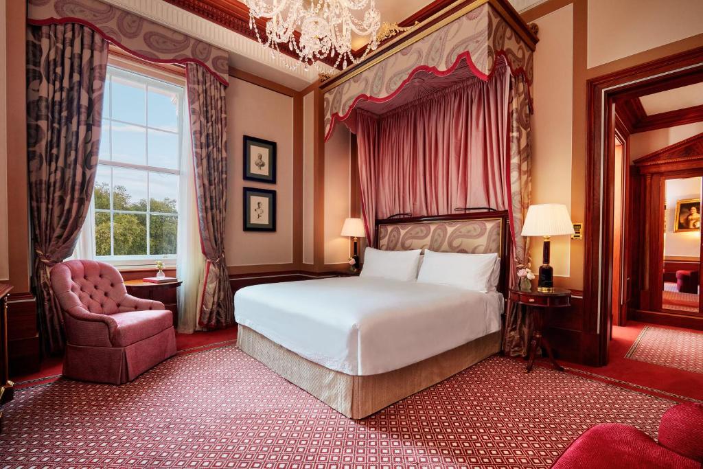 Premier Room