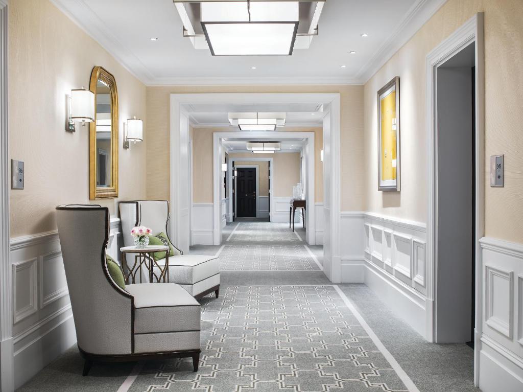 The Langham London room