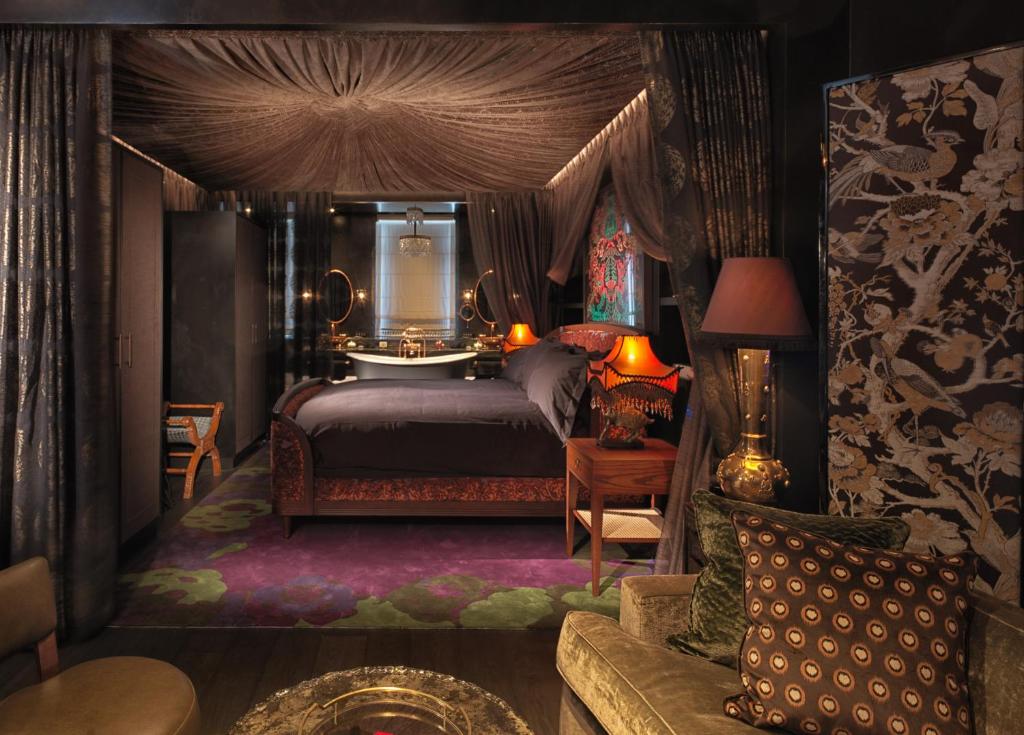 Mandrake Suite