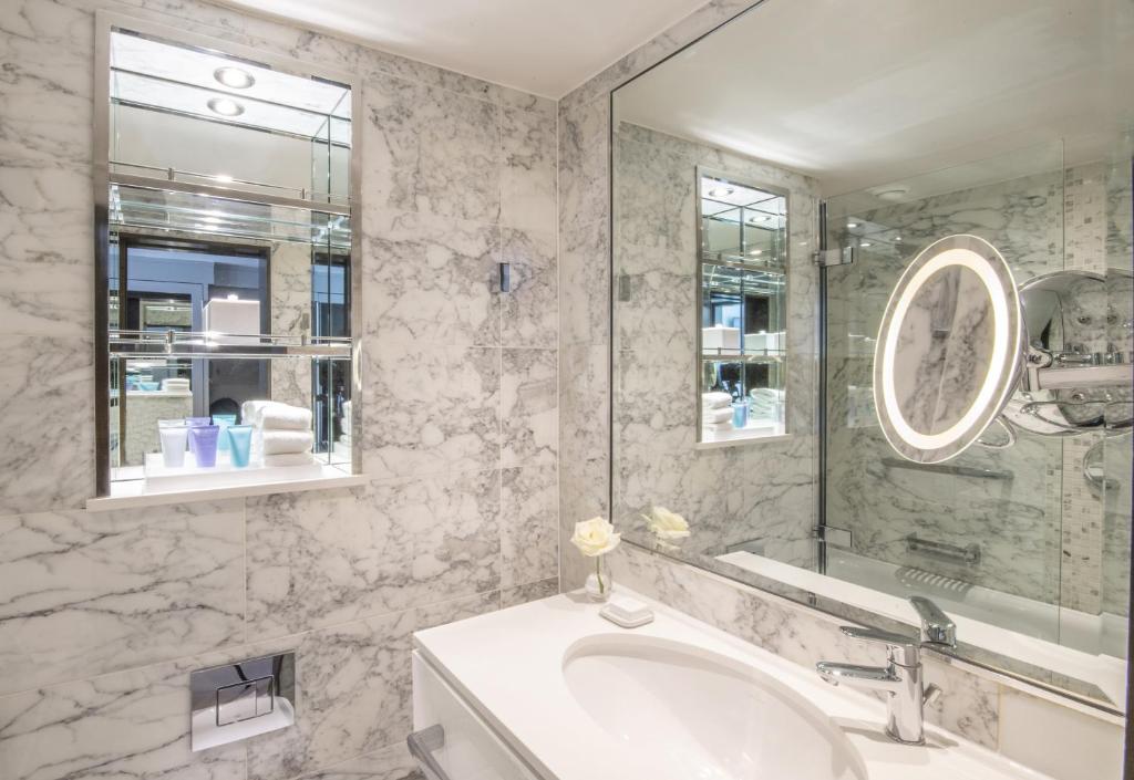 The Marylebone Hotel room