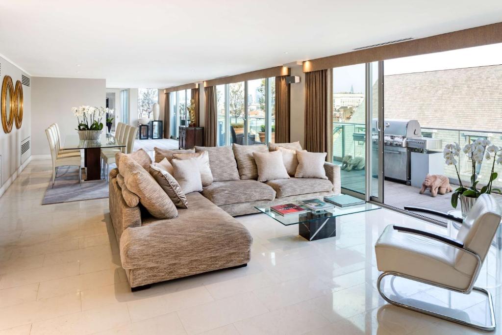 Two-Bedroom Suite