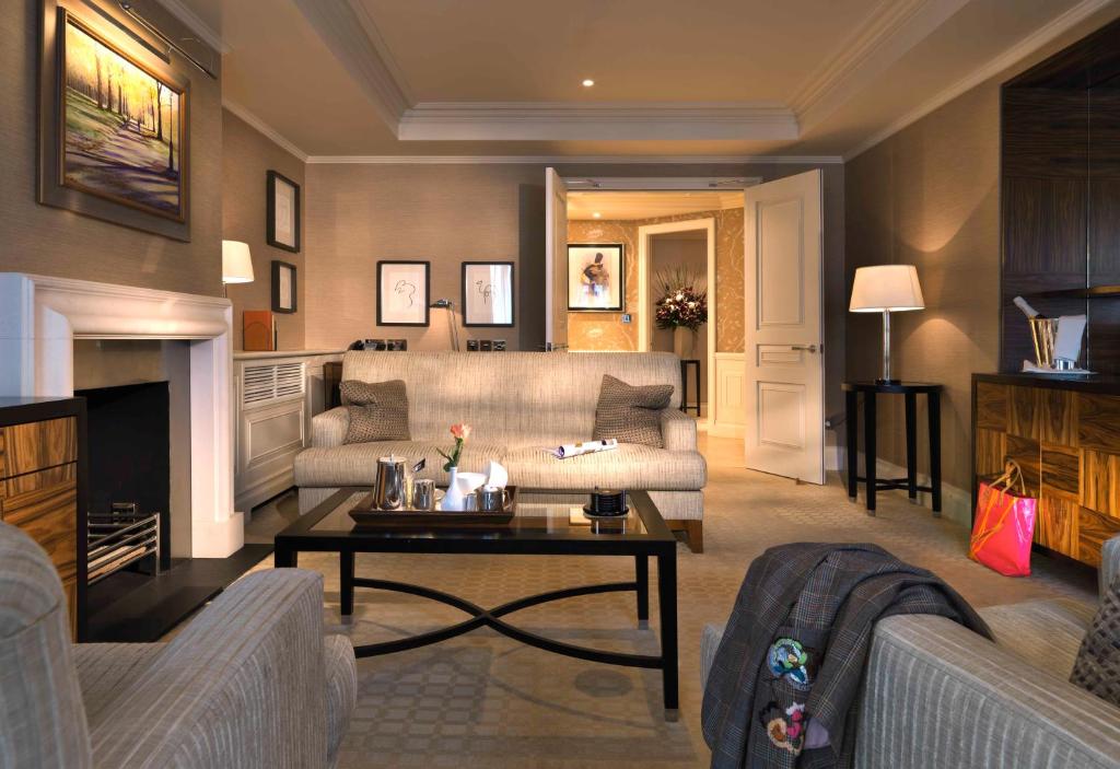 Executive One-Bedroom Suite