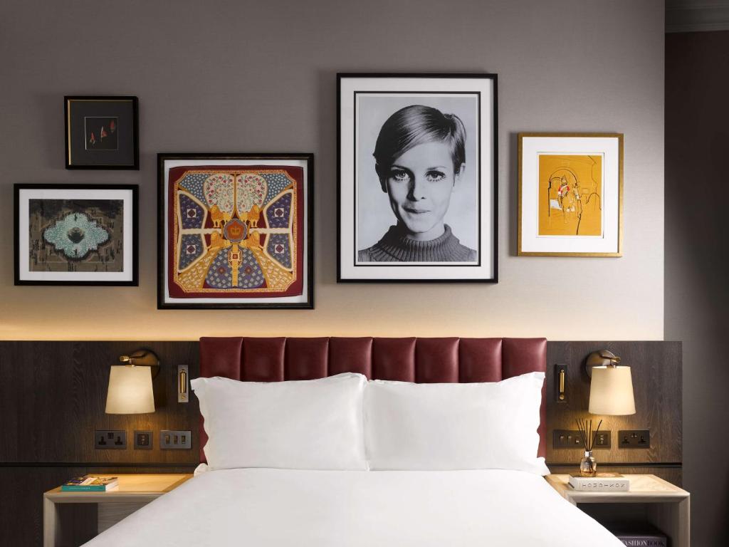 Trafalgar King Room